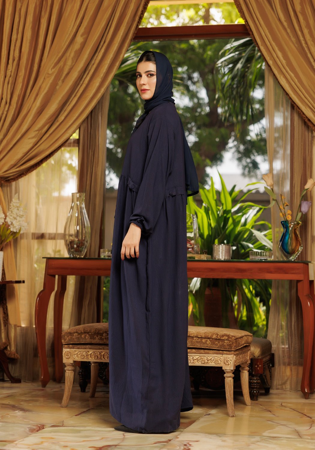 LOOP BUTTON BLUE ABAYA - Image 3